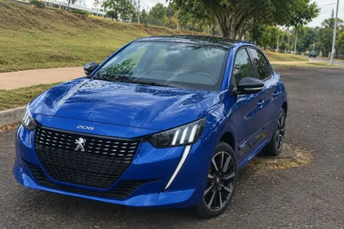 Peugeot 208 Style 1.0 Turbo Flex 5P Aut. 2024