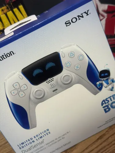Dualsense Astro BOt