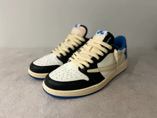 Nike Travis Scott Fragment 