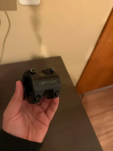 Mesinha gta preta para bicicleta