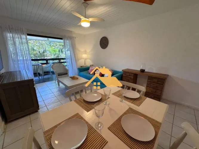 Flat para Locação Anual em São Sebastião 3 Suítes, a 50 Metros da Praia, Condomínio Compl