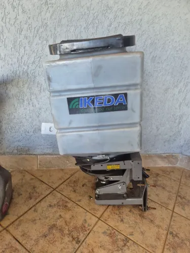 Semeadora / Adubadora Elétrica Ikeda 60L (Parceria Embrapa) - Excelente Estado
