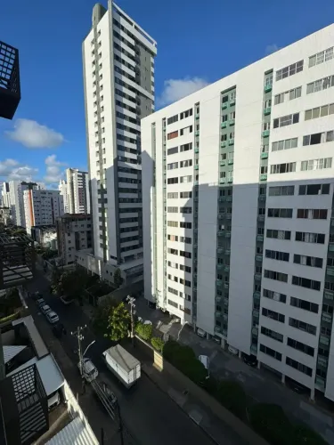excelente oportunidade, com 130m2 útil, 3 qts 1 st, sala 2 ambientes, salão de festa, 1 vg