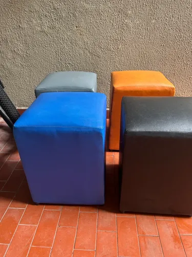 Puff R$ 30,00 cada