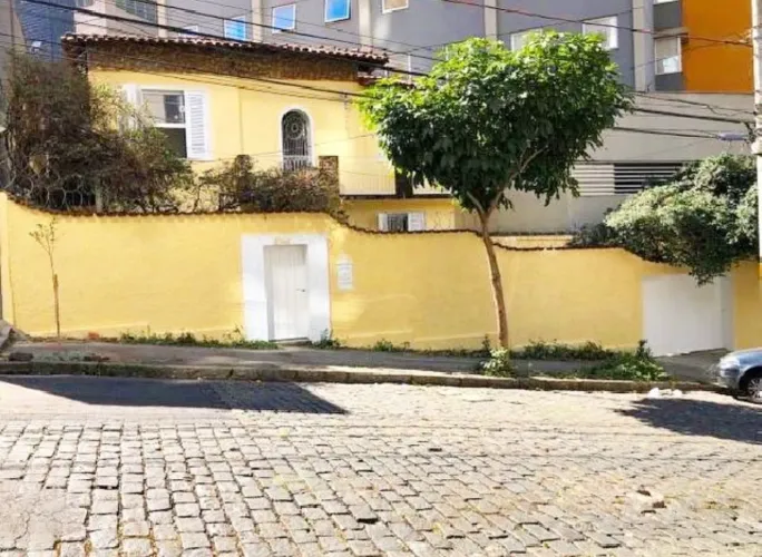Casa no Bairro de Lourdes melhor ponto de Belo Horizonte