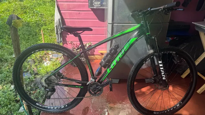 Bicicleta Aro 29 Lotus