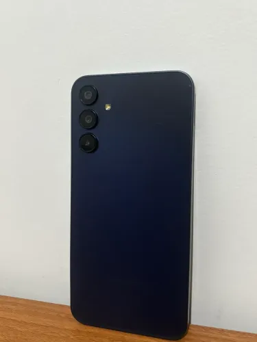 VENDE-SE SAMSUNG A15 5g 256gb 8 de ram USADO