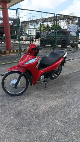 Vende-se uma Honda biz 2025/2025