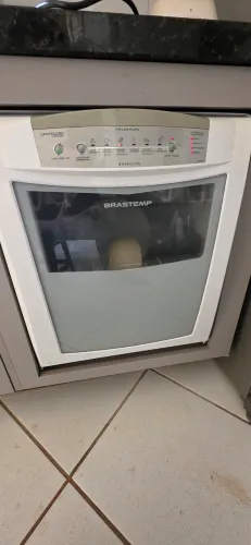 Lava louças Brastemp 8 serviços - BLE208