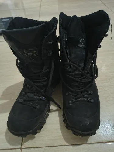 Vendo botas e casaco 