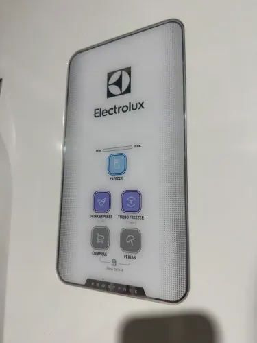 Geladeira Electrolux Frost Free 
