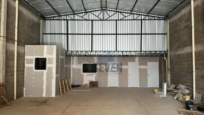 Barracão para Venda e Locação em Bauru Novo, Área Nobre