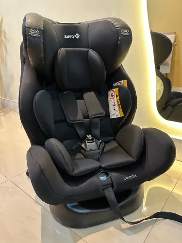 Safety 1st, Cadeirinha Multifix, O a 36kg, com Isofix, Black Urban
