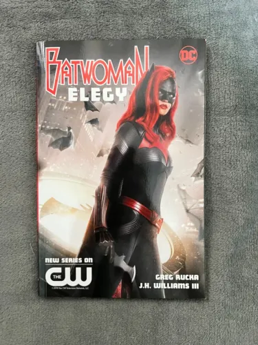 HQ Batwoman: Elegy - Importado (Inglês)