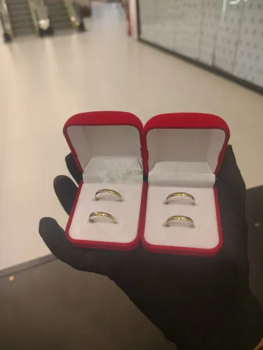 Par de aliança em ouro