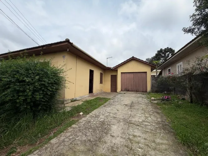 CASA PARA LOCAÇÃO NO BAIRRO BOQUEIRÃO!