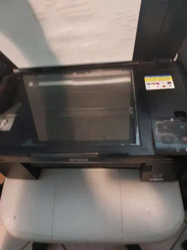 Impressora Multifuncional Epson Stylus TX125 - Não Testada (Sem Tinta)