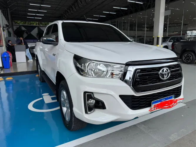 Toyota Hilux CD SR 4X4 2.8 TDI Diesel Aut. 2020
