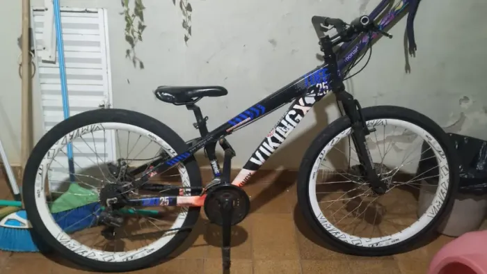 BICICLETA