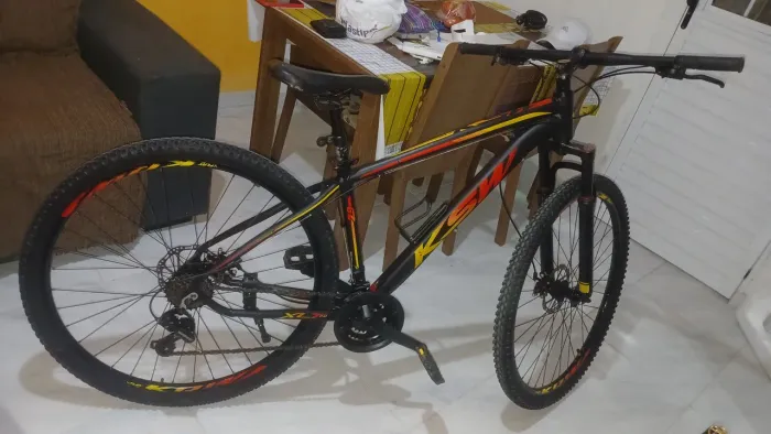 Bicicleta KSW Shimano TZ 24 Vel Aro 29