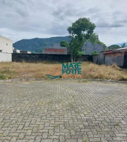 Terreno em Condomínio Fechado em Ubatuba SP