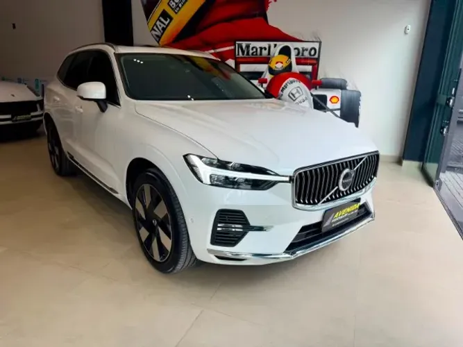 Volvo XC-60 T-8 Ultimate 2.0 AWD (híbrido) 2024