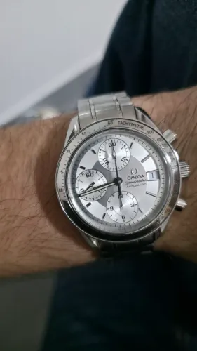 Omega Speedmaster Date