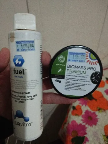 Alimento para aquário marinho