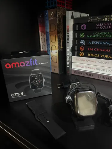 Smartwatch Amazfit Gts 4, usando em perfeitas condições.