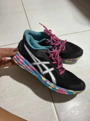 Tênis Asics