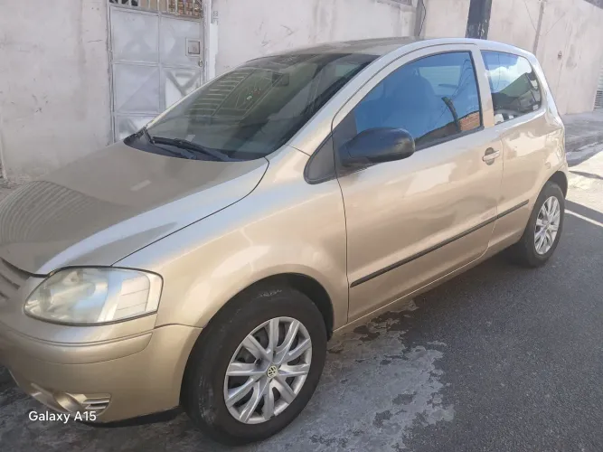 Volkswagen Fox City 1.0mi/ 1.0mi Total Flex 8V 3P 2004