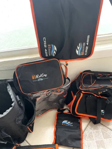 Kit de mochilas/bolsas MG Solutions para pesca
