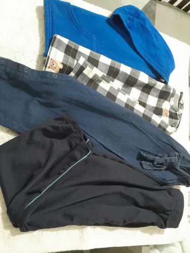 lote com 20 peças menino tamanho 01,02 e 04