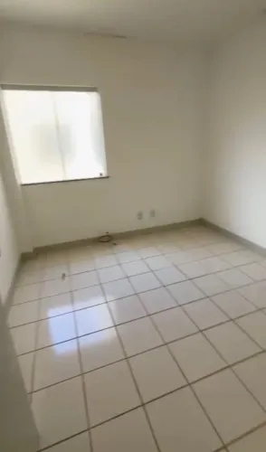 [VAGA MASCULINA] Quarto para aluguel em apartamento semi mobiliado
