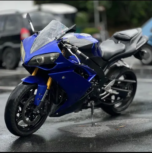 Yamaha R1 2007 doc ok 26