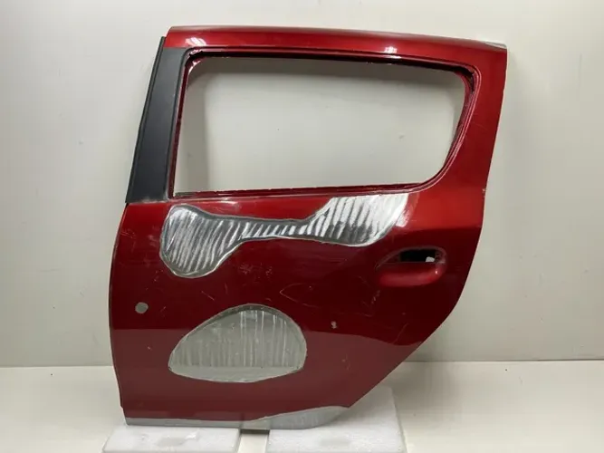 Porta Renault Sandero 2015 2016 2017 18 19 20 2021 Tras Esq