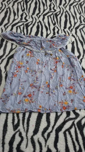 Blusa azul florida veste p/m