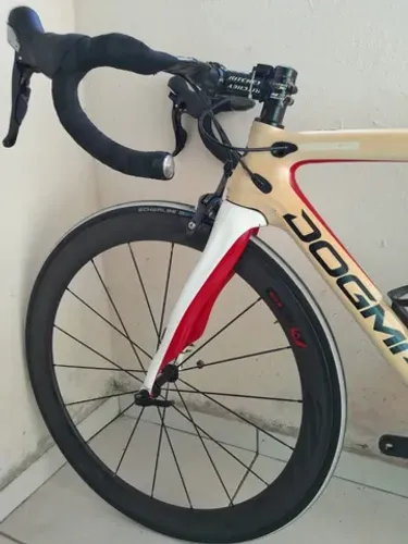 Bicicleta Pinarello Dogma