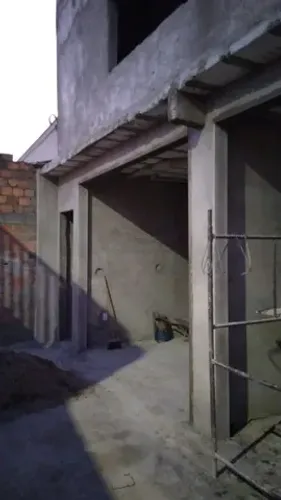 PEDREIRO DISPONÍVEL