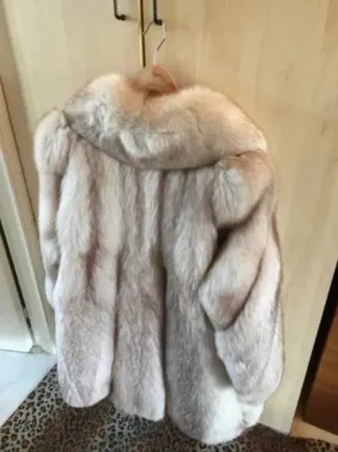Casaco de Pele Natural de raposa - Luxo e Sofisticação