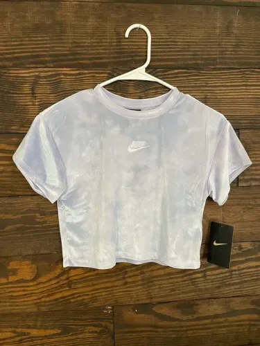 Camiseta tipo veludo infantil Nike nova