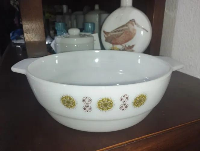 Saladeira redonda Colorex vidro opalina branca 