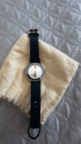 Relógio Movado Bold com Pulseira de Couro