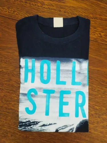 Camiseta Preta Hollister