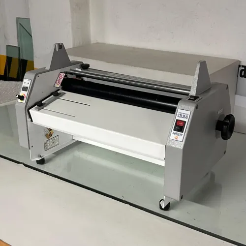 Laminadora a Quente 45cm Gazela Semi Nova
