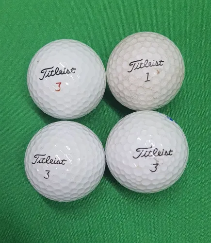 4x Bolas de Golfe Titleist