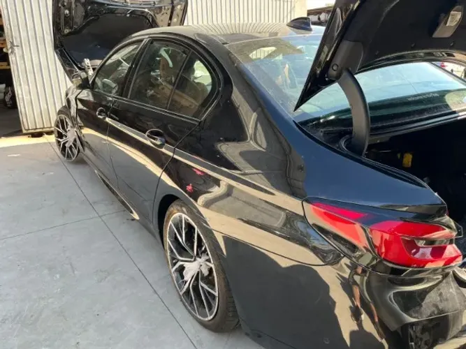 sucata bmw 350e m sport 2021 hibrido para peças