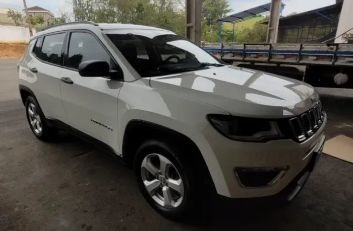 Novíssimo Compass Sport 2.0 4X2 Flex  18/18  