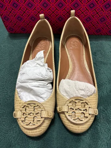 Sapatilha Tory Burch Bege