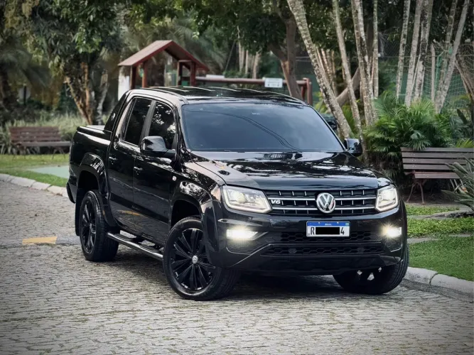 VOLKSWAGEN AMAROK V6 EXTREME BLACK STYLE 2021 aceito troca